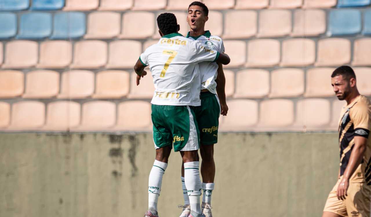 Palmeiras chegou a 12 pontos em quatro jogos de Brasileiro Sub-20 (Foto: Ronaldo Barreto/@barretoronaldofotos)
