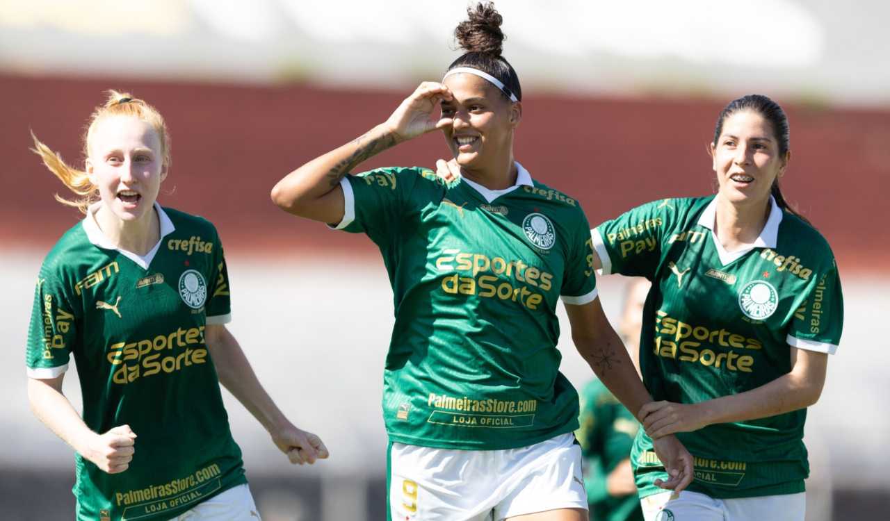 Amanda Gutierres se isolou na artilharia geral do Brasileirão Feminino 2024, com 9 gols (Foto: Jhony Inácio/@jhonyfotoesportiva)