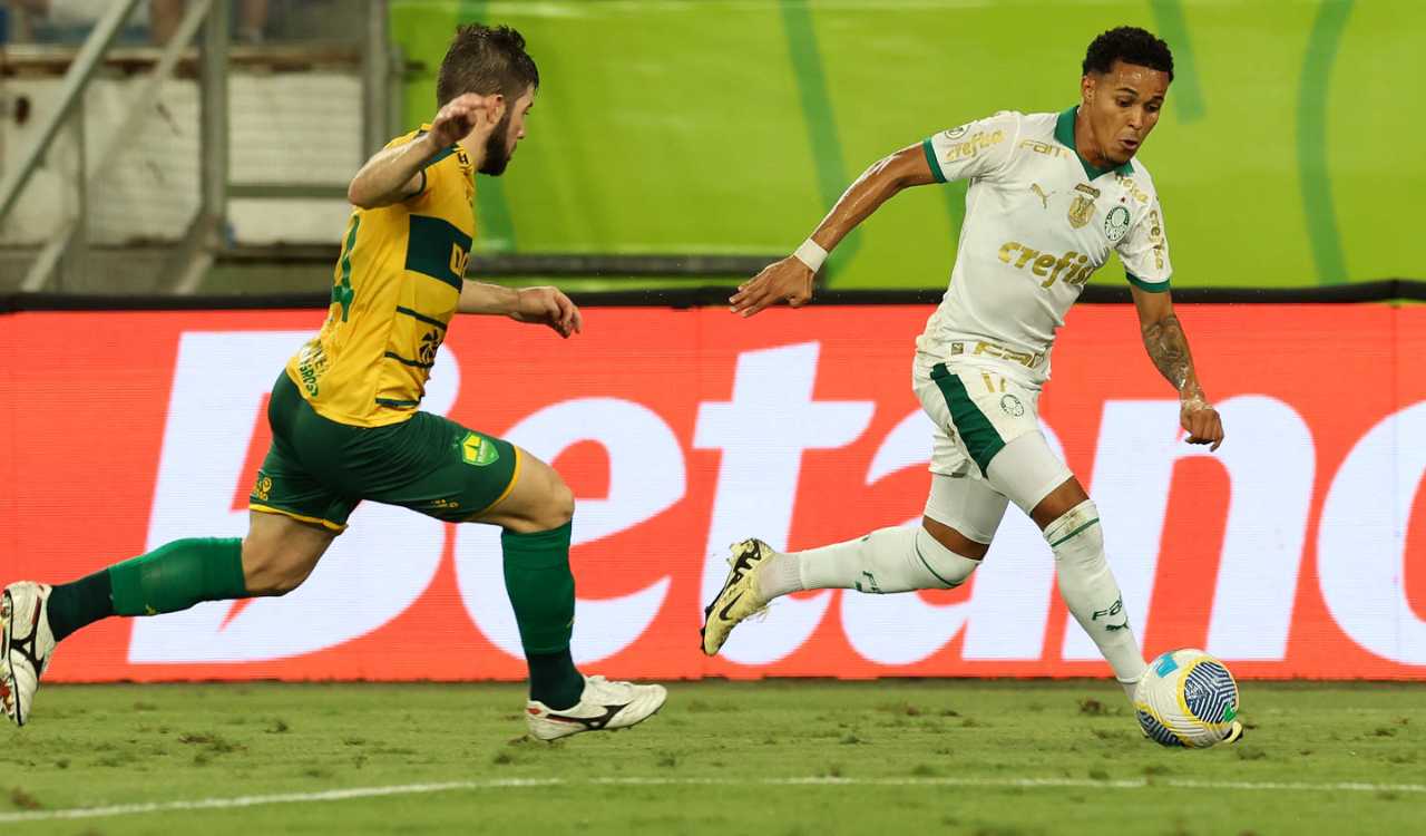 Lázaro em lance na partida Cuiabá 0 x 2 Palmeiras pela quinta rodada do Brasileirão 2024, na Arena Pantanal (Foto: Cesar Greco/Palmeiras)